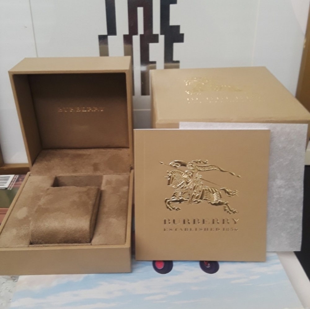 Burberry Watch Box 3 PC. SET